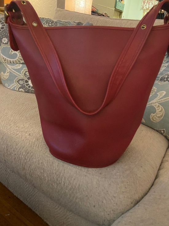 Coach Handbags - Vintage Coach XL Duffle EC